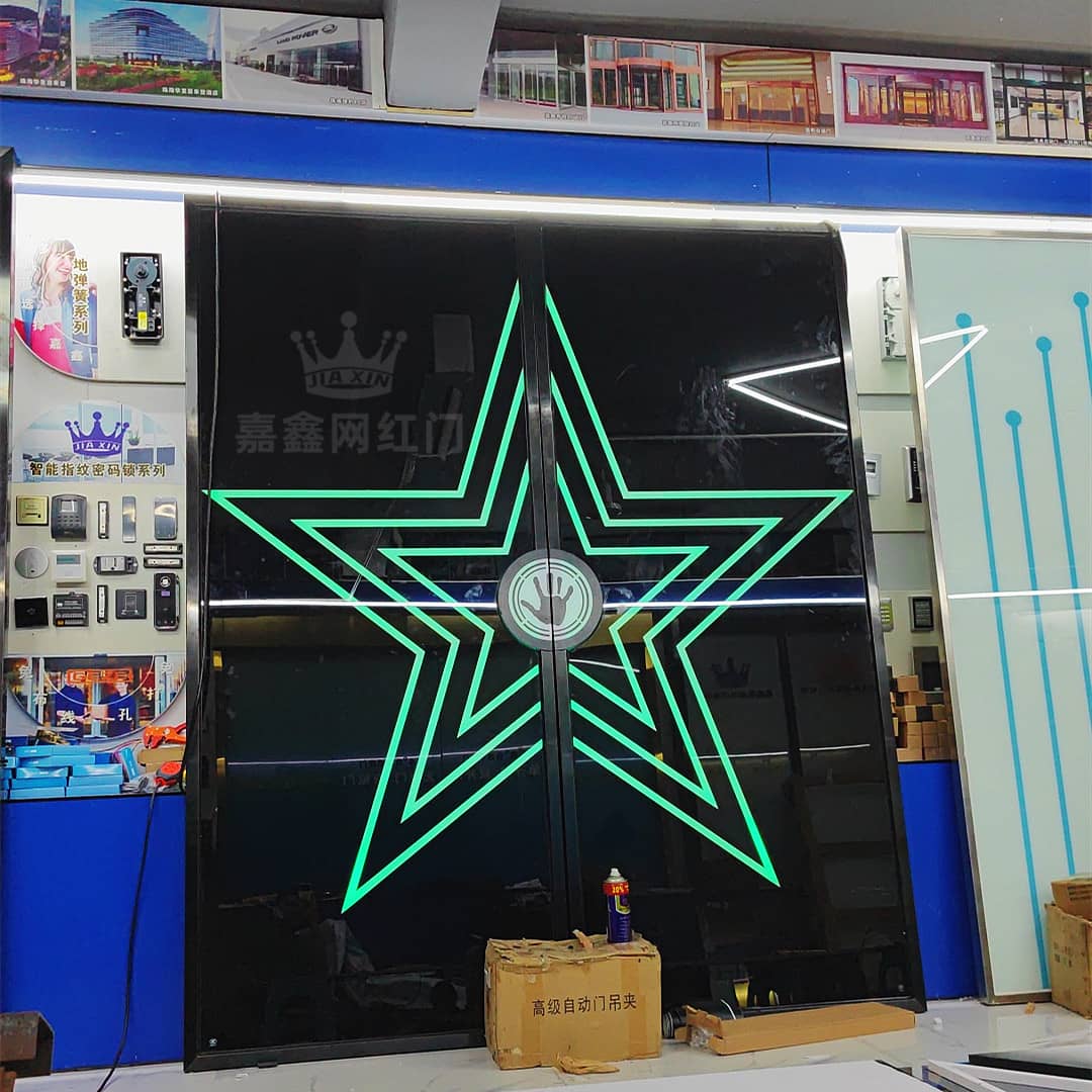 科技感满满的网红门