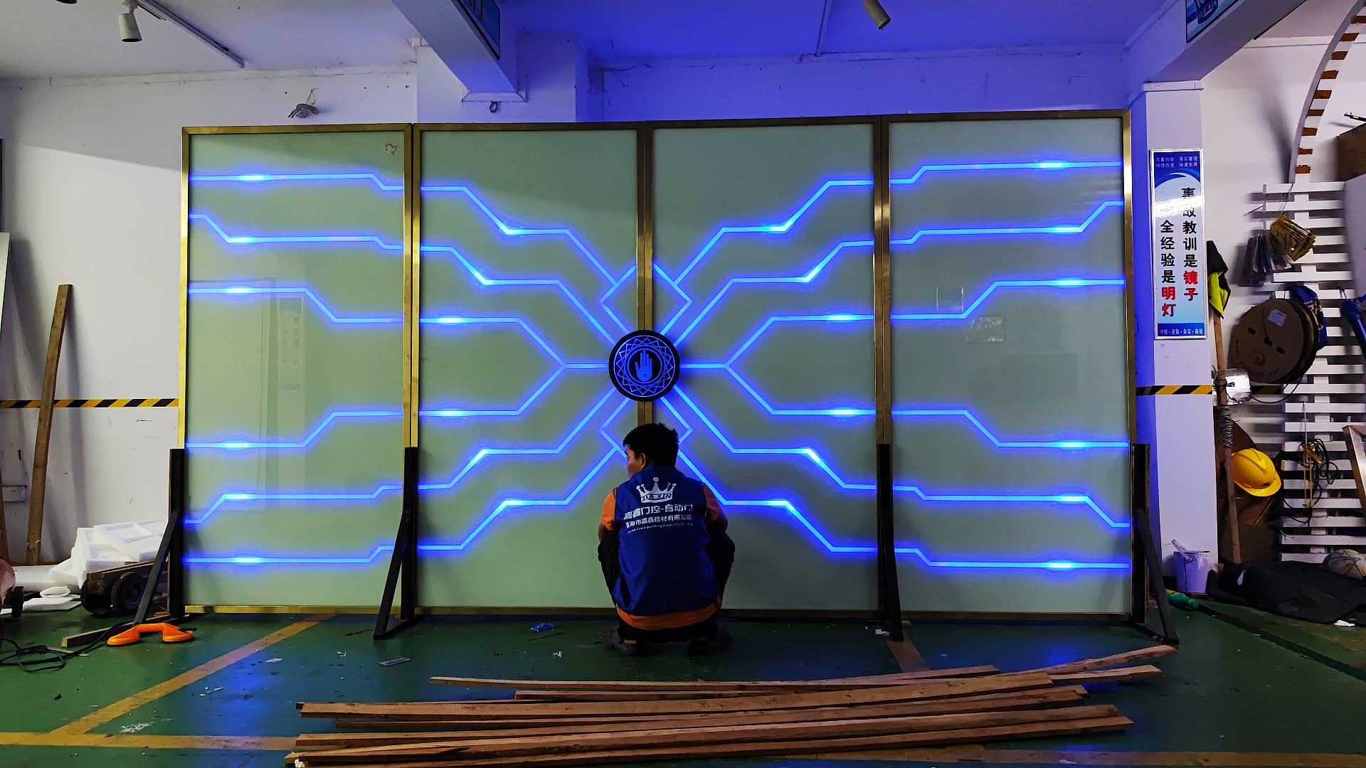 音乐餐厅黑科技门 网红时空穿梭门